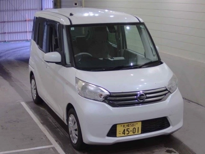 NISSAN DAYZ ROOX