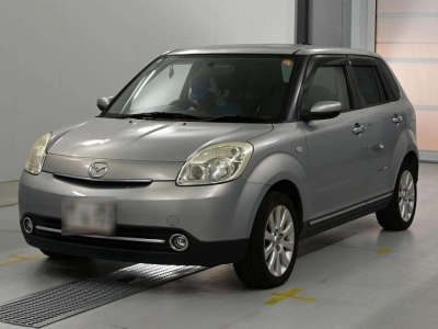 MAZDA VERISA