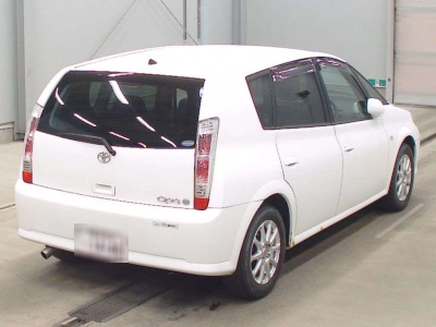TOYOTA OPA