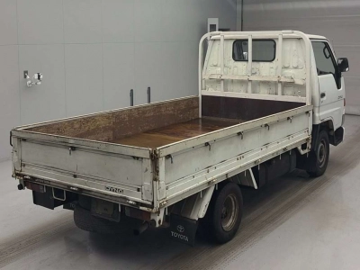 TOYOTA DYNA TRUCK