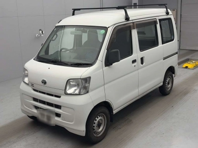 TOYOTA PIXIS VAN