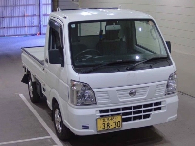 NISSAN NT100 CLIPPER