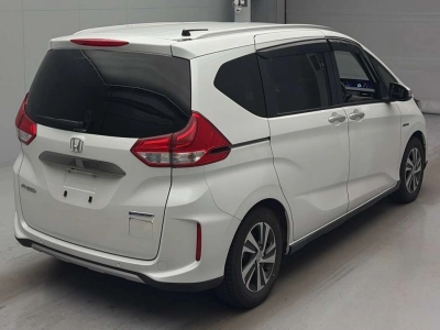 HONDA FREED HYBRID