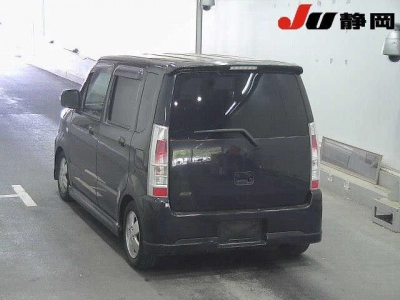 SUZUKI WAGON R STINGRAY