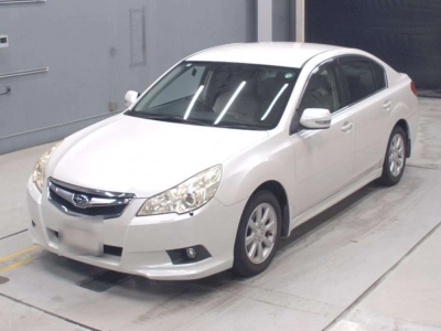 SUBARU LEGACY B4