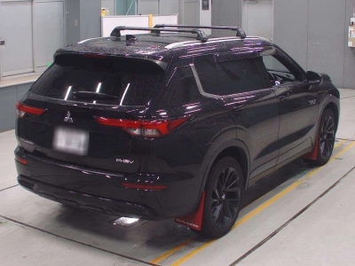 MITSUBISHI OUTLANDER PHEV