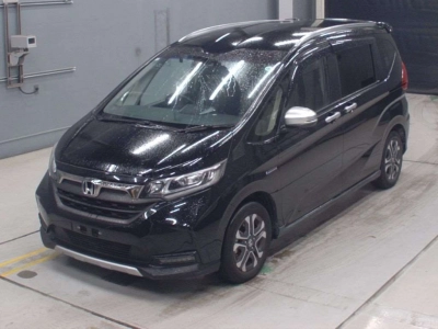 HONDA FREED HYBRID