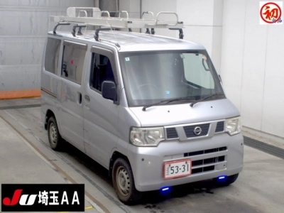 NISSAN NV100 CLIPPER