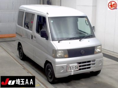 NISSAN CLIPPER VAN