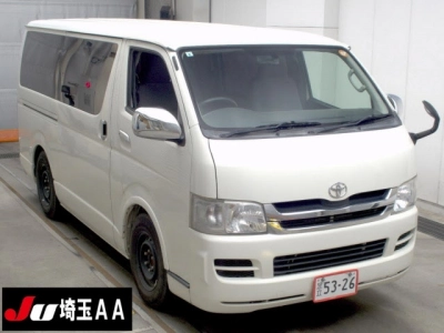 TOYOTA REGIUS VAN