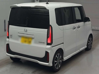 HONDA N BOX CUSTOM