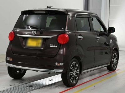 DAIHATSU CAST