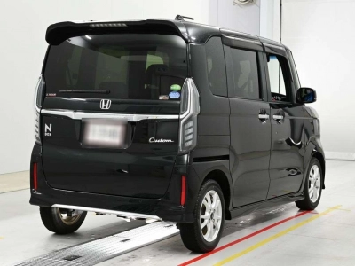 HONDA N BOX CUSTOM