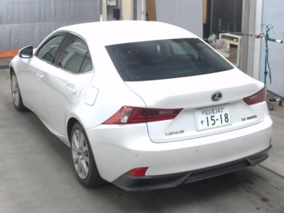 LEXUS IS