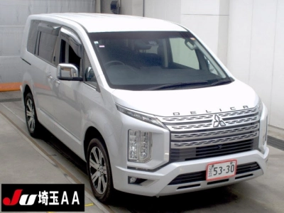 MITSUBISHI DELICA D:5