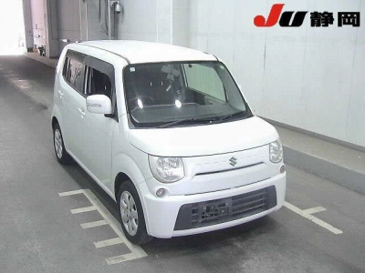 SUZUKI MRWAGON