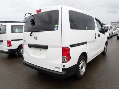 NISSAN NV200 VANETTE VAN