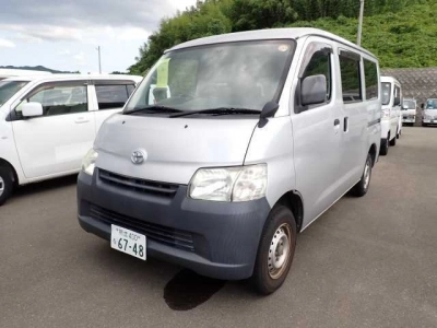 TOYOTA TOWN ACE VAN