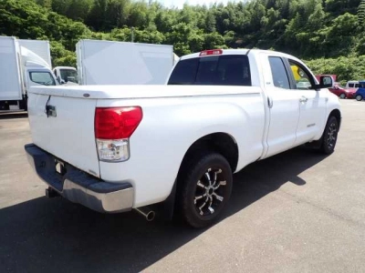 TOYOTA TUNDRA