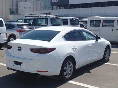 MAZDA MAZDA3