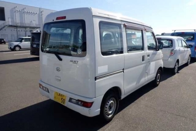 DAIHATSU HIJET CARGO