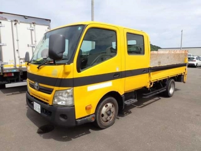 TOYOTA DYNA