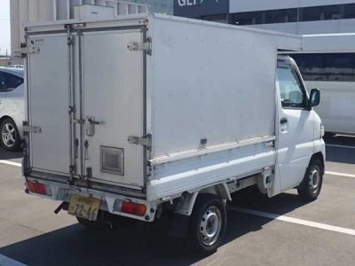 NISSAN NT100 CLIPPER
