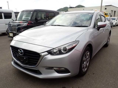 MAZDA AXELA