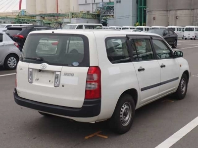 TOYOTA SUCCEED VAN