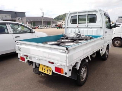 NISSAN NT100 CLIPPER
