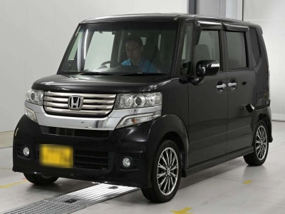 HONDA N BOX CUSTOM