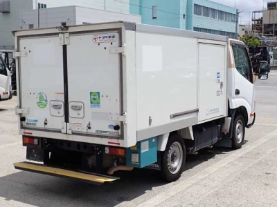TOYOTA DYNA