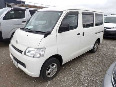 TOYOTA LITE ACE VAN