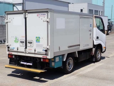 TOYOTA DYNA