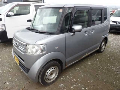 HONDA N BOX +