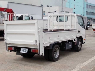 TOYOTA DYNA