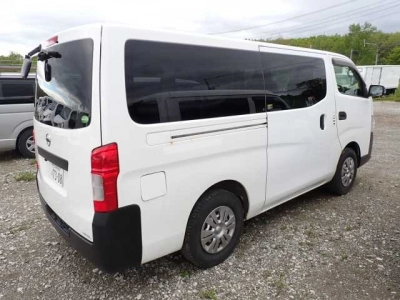 NISSAN NV350 CARAVAN
