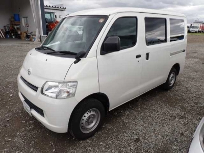 TOYOTA TOWN ACE VAN