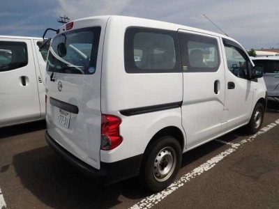 NISSAN NV200 VANETTE VAN