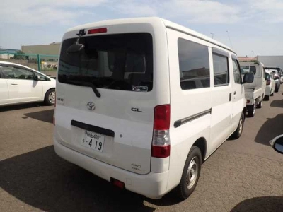 TOYOTA TOWN ACE VAN