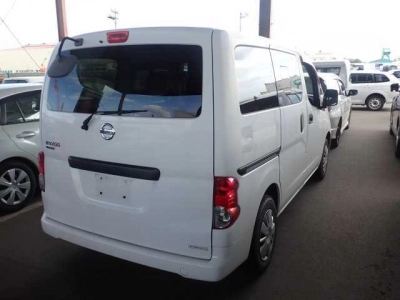 NISSAN NV200 VANETTE VAN