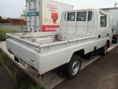 TOYOTA DYNA