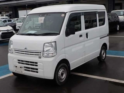 MITSUBISHI MINICAB