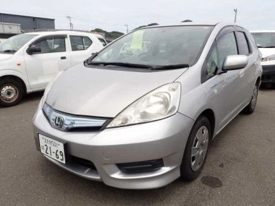 HONDA FIT SHUTTLE HYBRID