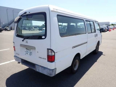 MITSUBISHI DELICA CARGO