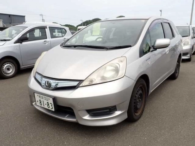 HONDA FIT SHUTTLE HYBRID