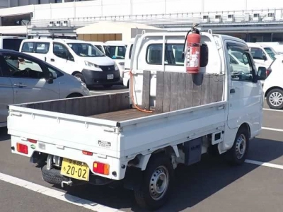 SUZUKI CARRY TRUCK