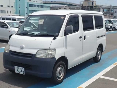 TOYOTA TOWN ACE VAN