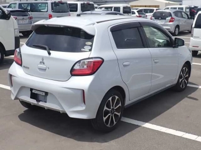 MITSUBISHI MIRAGE