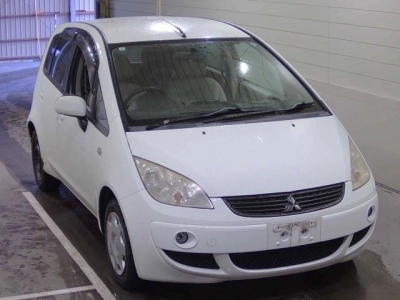 MITSUBISHI COLT